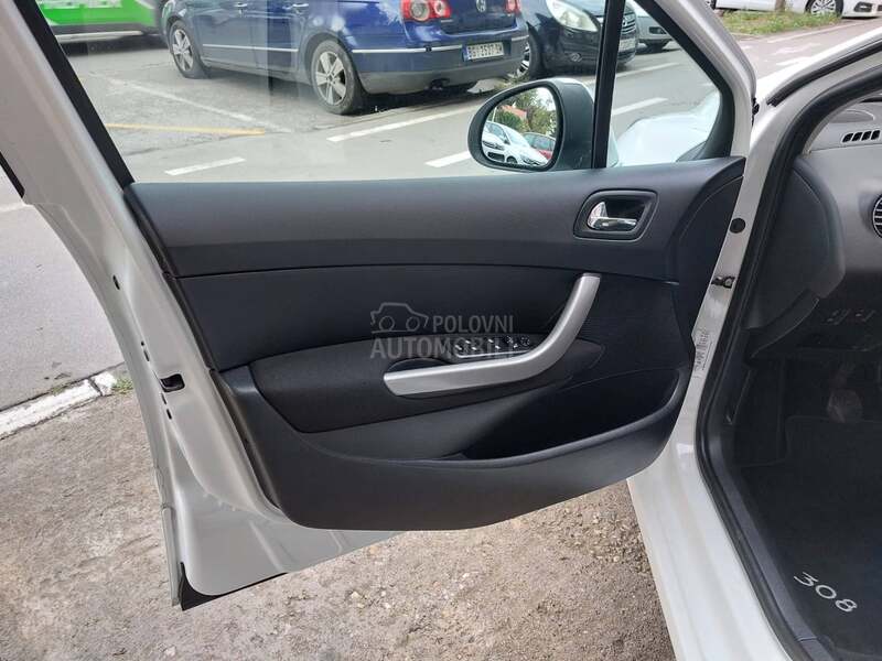 Peugeot 308 1.6 hdi