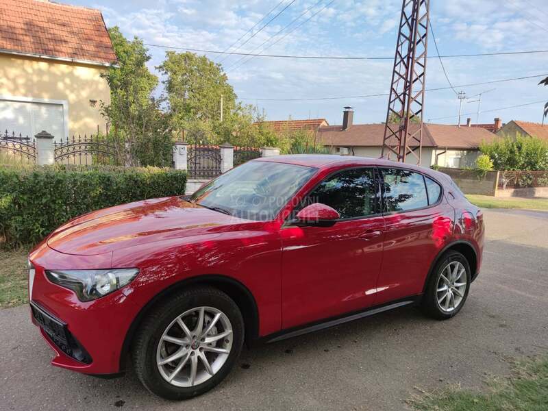 Alfa Romeo Stelvio 2.2