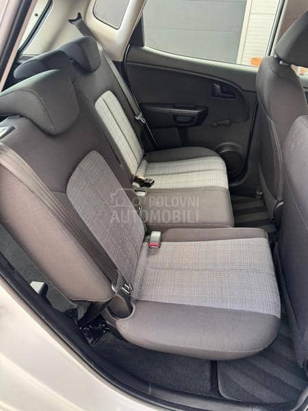 Kia Venga 1.4 CVVT