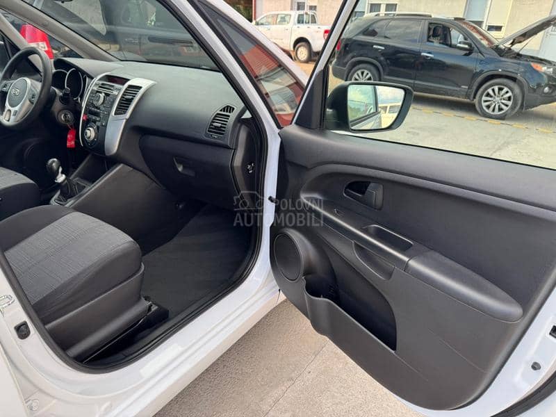 Kia Venga 1.4 CVVT