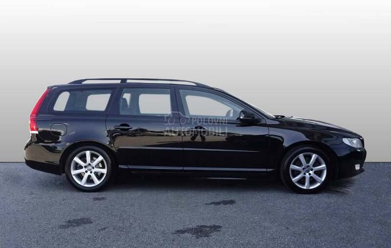 Volvo V70 