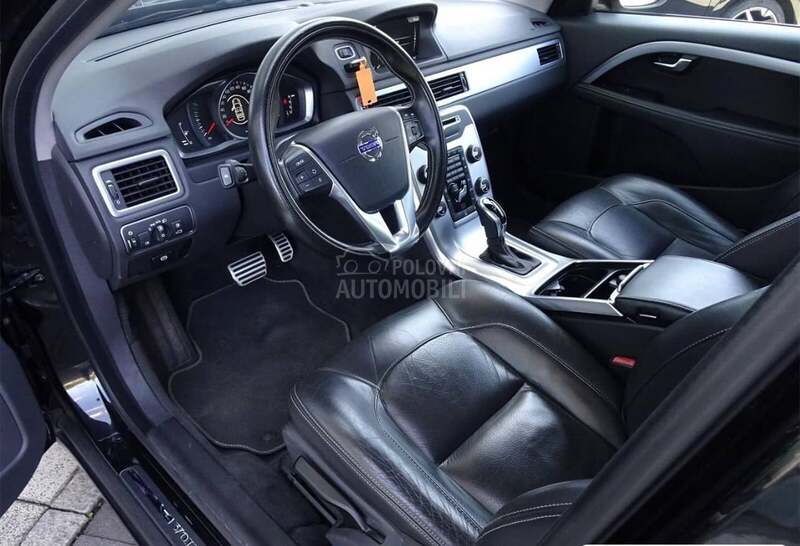 Volvo V70 