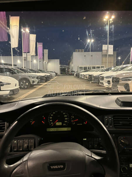 Volvo C70 2.0T 5 CILINDARA