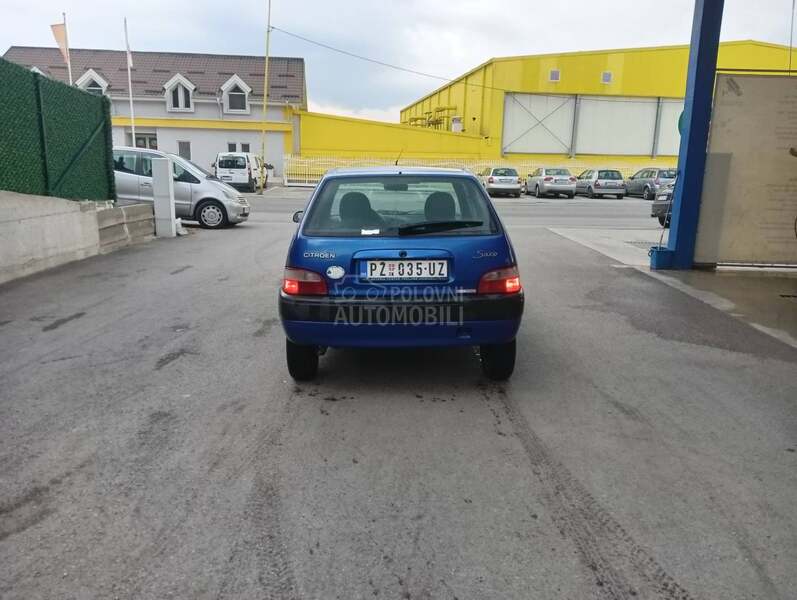 Citroen Saxo 