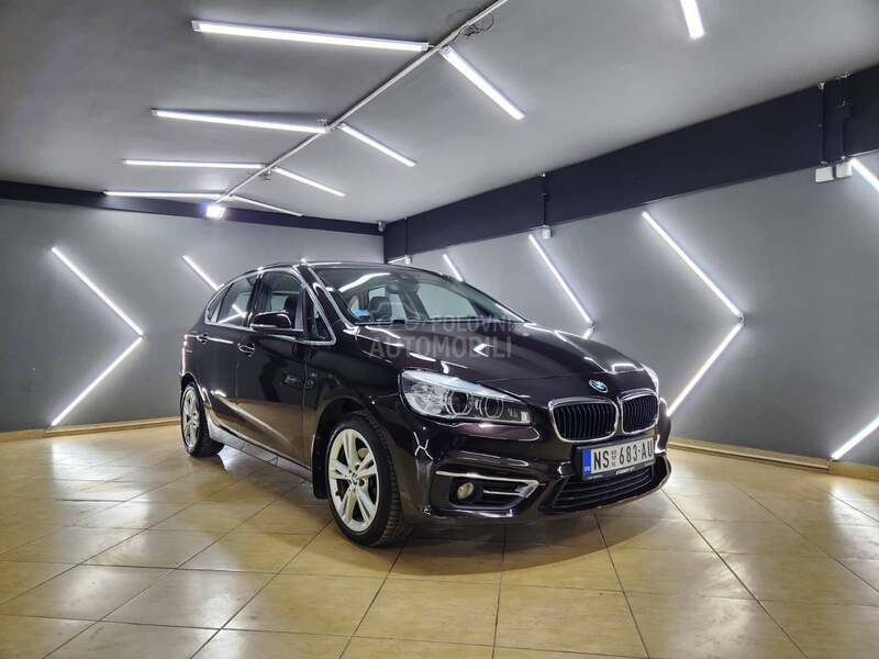 BMW 214 Active Tourer