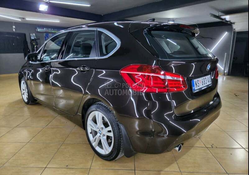 BMW 214 Active Tourer