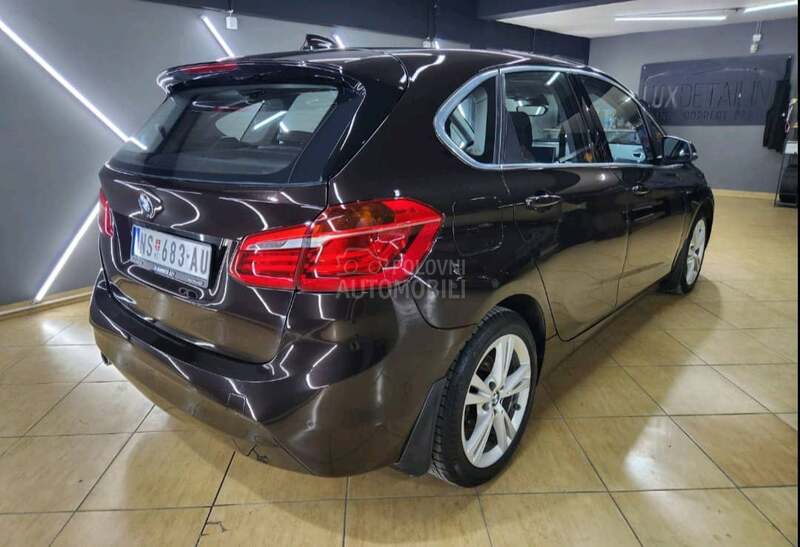 BMW 214 Active Tourer