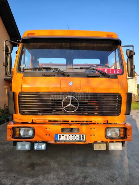 Mercedes Benz 10.1217