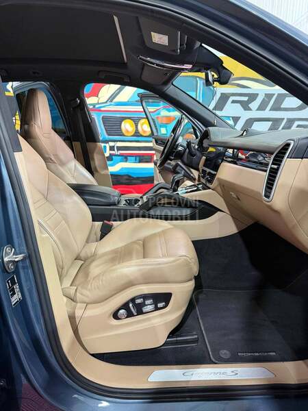 Porsche Cayenne 