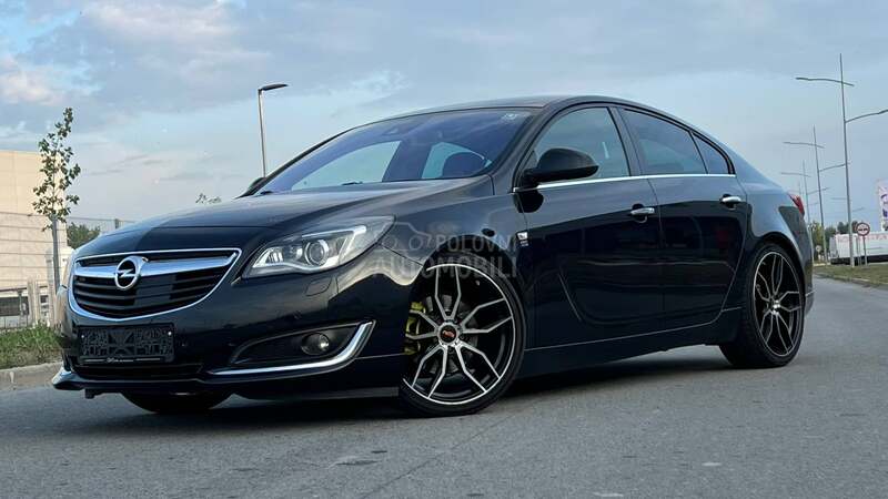 Opel Insignia 2.0BITURBO SPORT 4WD
