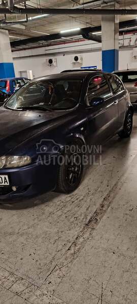 Alfa Romeo 147 