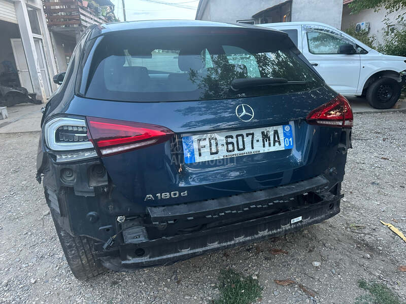 Mercedes Benz A 180 