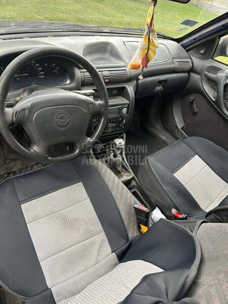 Opel Astra F 