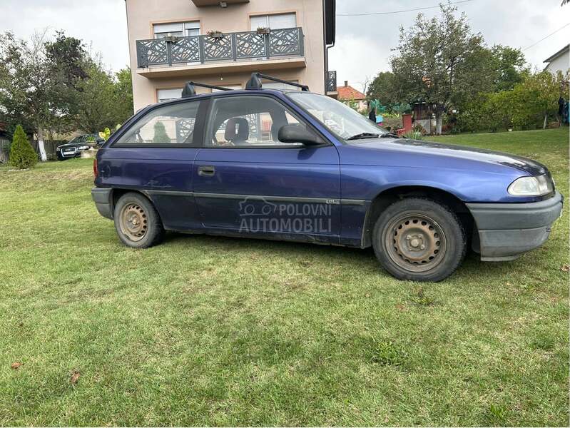 Opel Astra F 