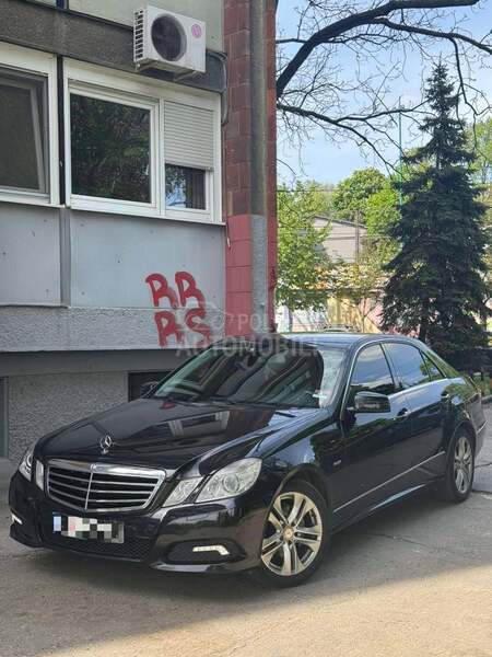 Mercedes Benz E 350 4 matic