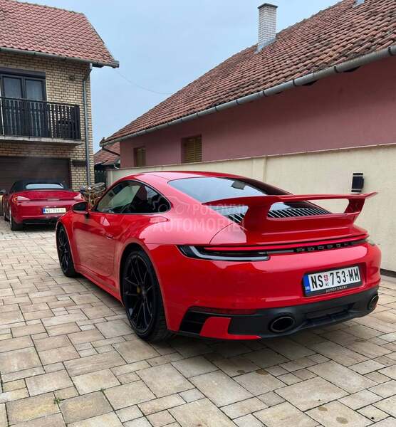 Porsche 911 4S