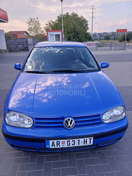 Volkswagen Golf 4 1.4.  N.O.V