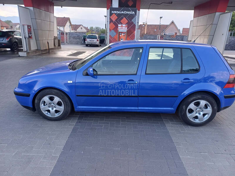 Volkswagen Golf 4 1.4.  N.O.V