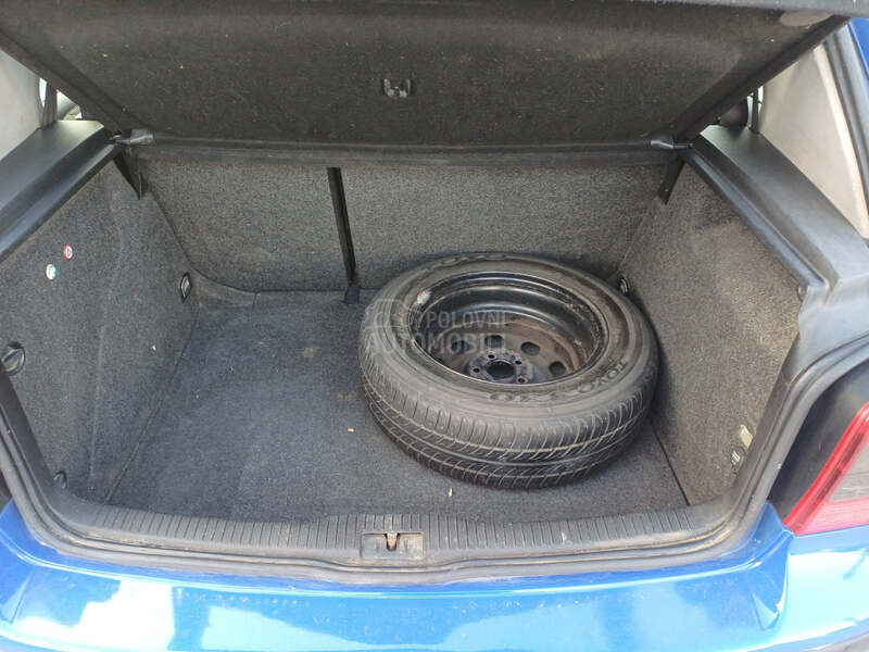 Volkswagen Golf 4 1.4.  N.O.V