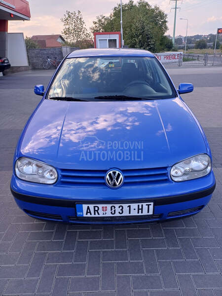 Volkswagen Golf 4 1.4.  N.O.V