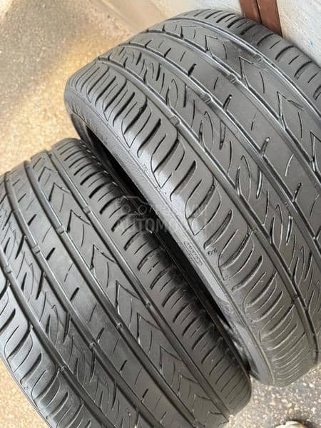 Viking 235/35 R19 Letnja