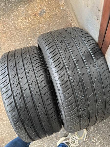 Viking 235/35 R19 Letnja