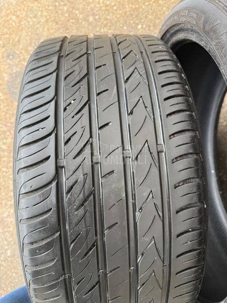 Viking 235/35 R19 Letnja