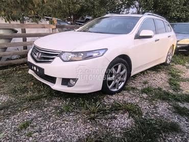 Hauba, Farovi za Honda Accord od 2008. do 2015. god.