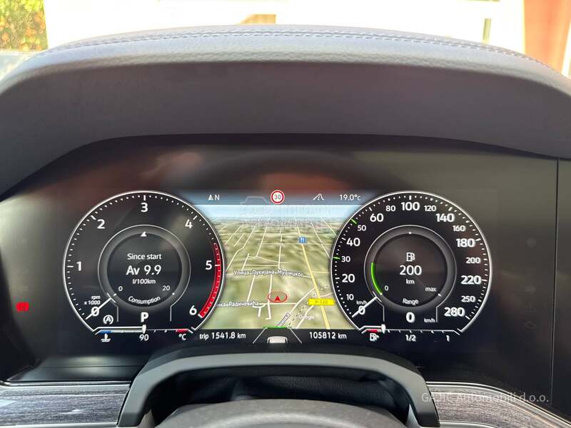 Volkswagen Touareg 3.0TDI R LINE
