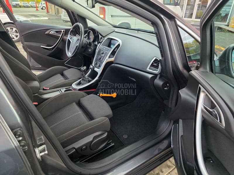 Opel Astra J 1.4