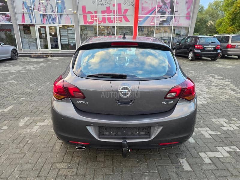 Opel Astra J 1.4