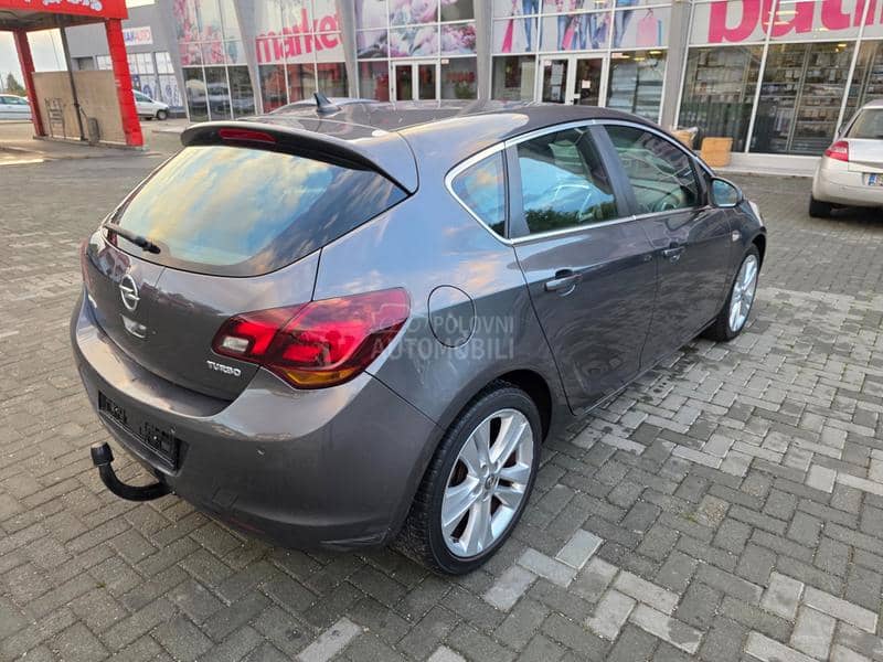 Opel Astra J 1.4
