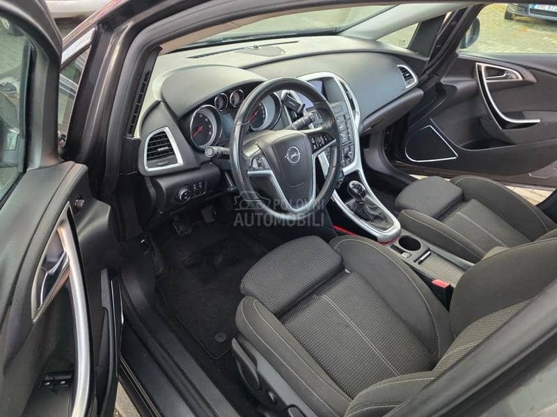 Opel Astra J 1.4