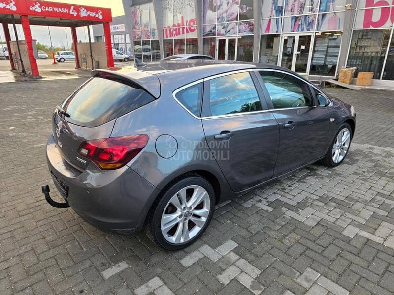 Opel Astra J 1.4