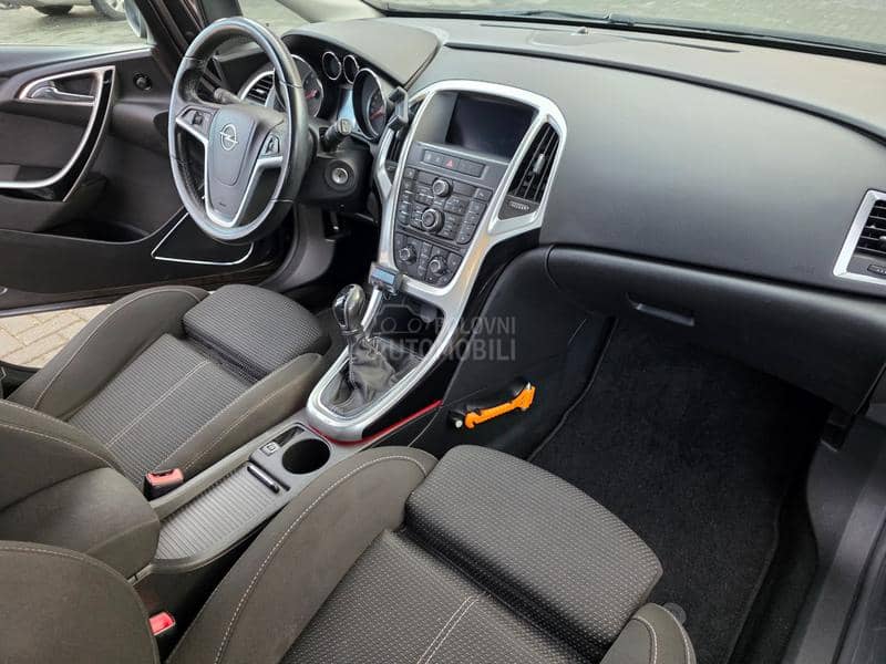 Opel Astra J 1.4
