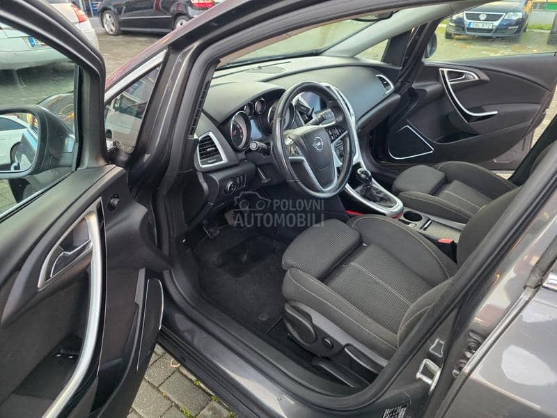 Opel Astra J 1.4
