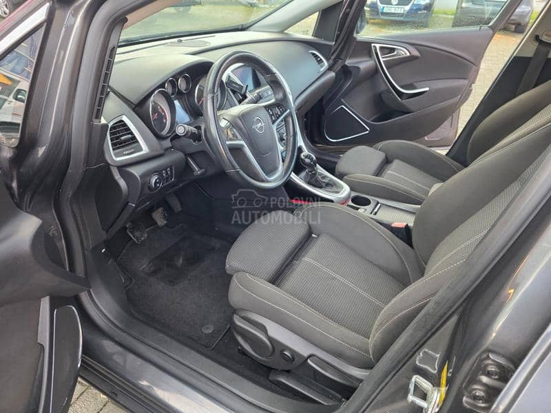 Opel Astra J 1.4