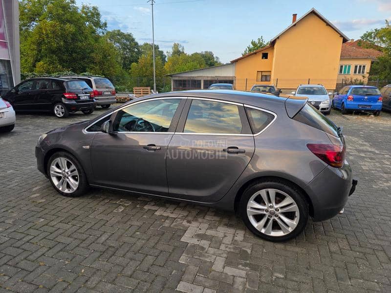 Opel Astra J 1.4