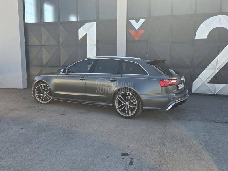 Audi RS6 pročitati text