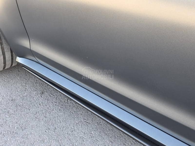 Audi RS6 pročitati text