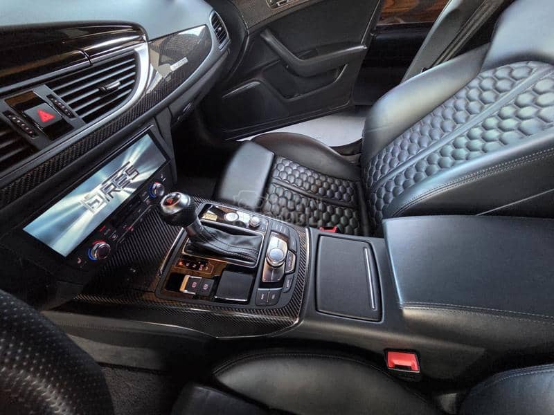 Audi RS6 pročitati text