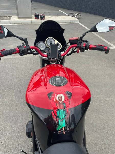 Yamaha fazer vredi pogledati