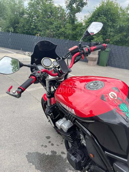 Yamaha fazer vredi pogledati