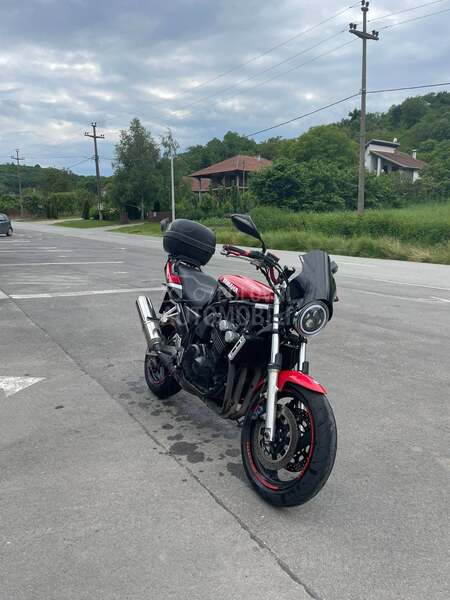 Yamaha fazer vredi pogledati