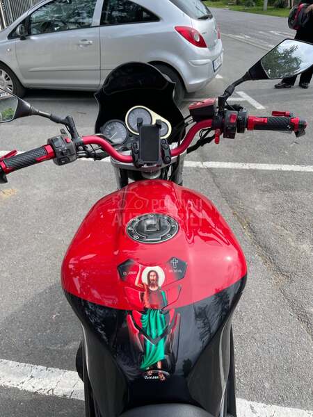 Yamaha fazer vredi pogledati