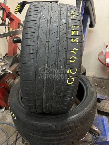 Hankook 255/40 R20 Letnja