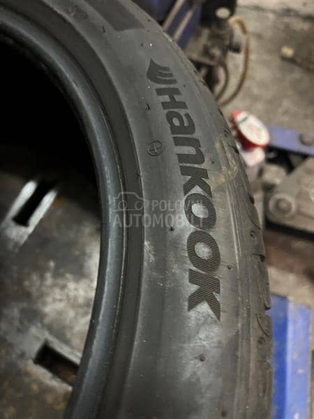 Hankook 255/40 R20 Letnja