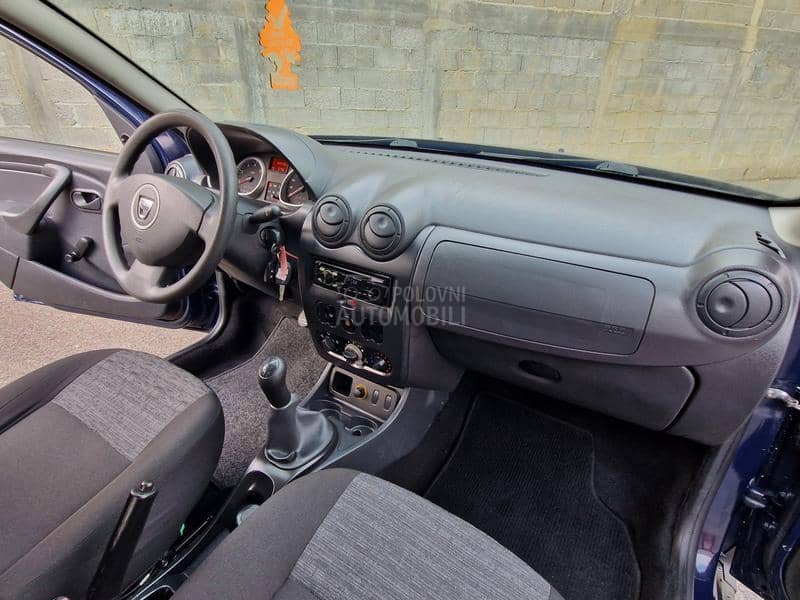 Dacia Duster 1.6 77 k.w. 0ČUVANA