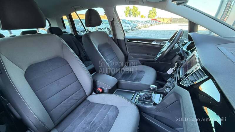 Volkswagen Golf Sportsvan 2.0TDi DSG ALCANTARA