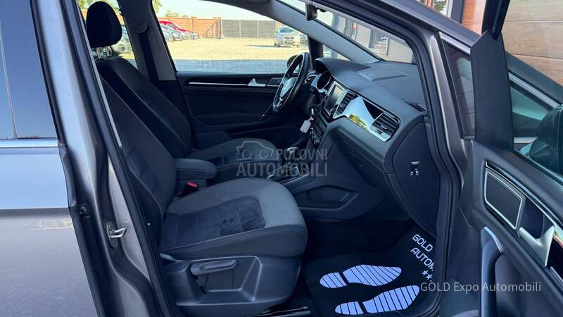 Volkswagen Golf Sportsvan 2.0TDi DSG ALCANTARA